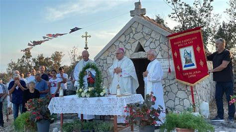 Majka Bo Ja Karmelska Proslavljena U Zatonu Laudato