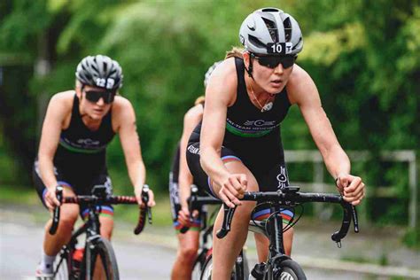 Come Scegliere La Bici Da Donna La Bici Da Corsa Ladradibicicletta It