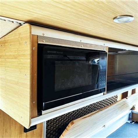 Overhead Cabinet : 39"W - Trail Kitchens