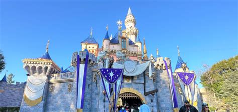 Disneyland's Sleeping Beauty Castle Stuns With Disney100 Embellishments ...