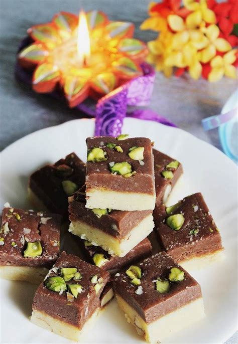 Chocolate Burfi Recipe Chocolate Barfi Burfi Swasthi S Recipes