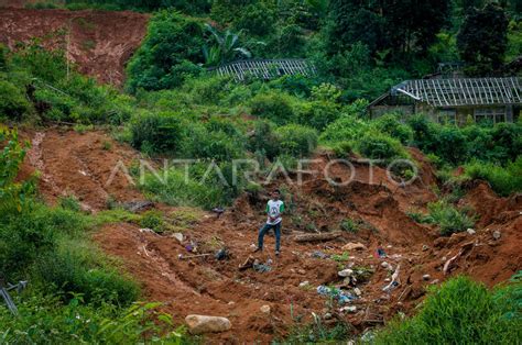 Kondisi Kampung Mati Di Lebak Antara Foto