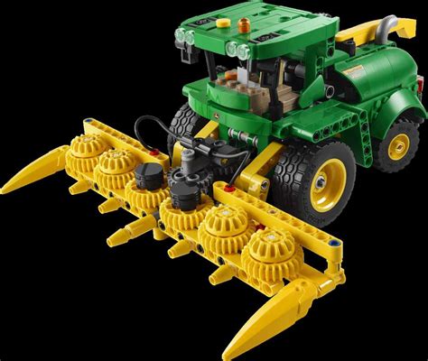 Lego Technic John Deere Forage Harvester Modelis