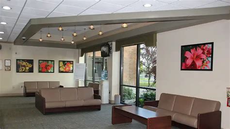 Wellstone Hospital: Treatment Options, Amenities & Photos ...