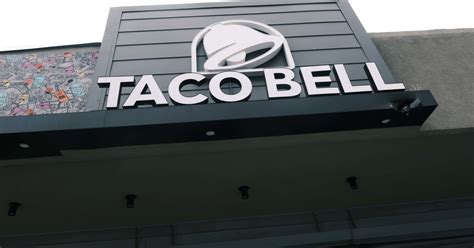 Tacos And Threesomes New Lawsuit Blows Lid On Scandalous Taco Bell