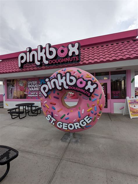 Pinkbox Doughnuts St George Utah Bakery Happycow