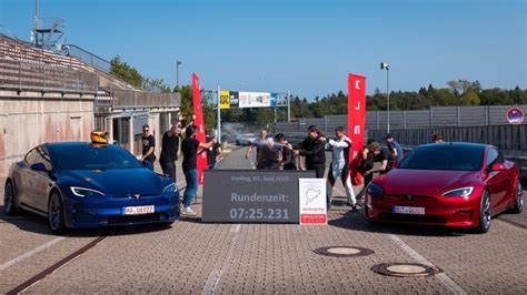 Tesla Model S Plaid With Track Pack Shatters N Rburgring Record Video