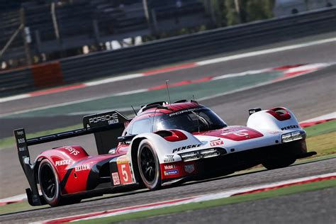 2023 WEC Test BAH 5 Laurens VANTHOOR Thomas PREINING 004 Postimages