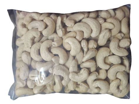 Raw Ivory W210 Cashew Nut Packaging Size Loose At Rs 880 Kg In Hyderabad