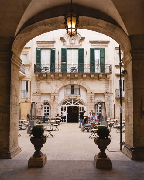 Guide to the Island of Ortigia & Syracuse, Sicily - Petite Suitcase