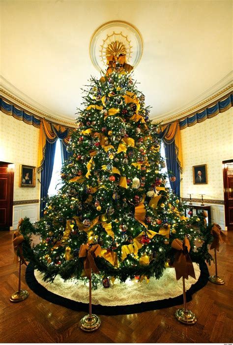 The Most Beautiful Christmas Trees In The World - Top Dreamer