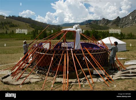 Mongolian ger construction hi-res stock photography and images - Alamy