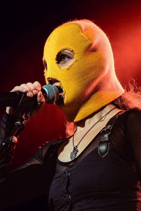 Photo Review Pussy Riot Live At Warsaw Mxdwn Music