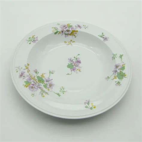 LIMOGES BERNARDAUD PLAT creux rond en porcelaine modèle Radegonde EUR