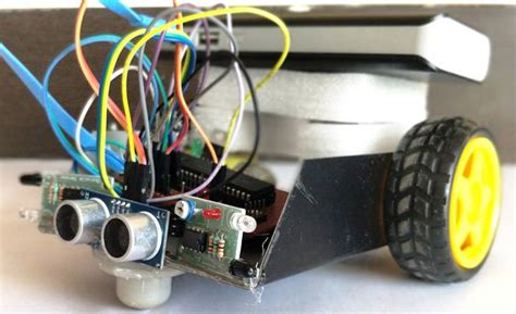 Obstacle Avoiding Robot Using Pic Microcontroller Pic16f877a