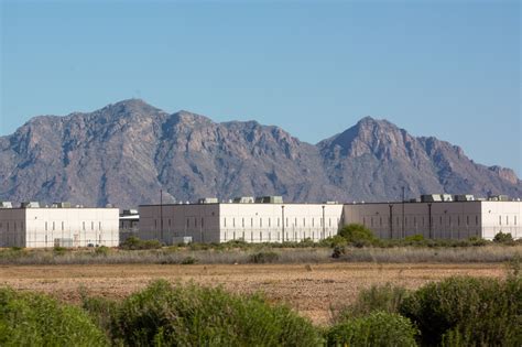 Covid 19 Fears Grip Arizona Detention Center The Meteor