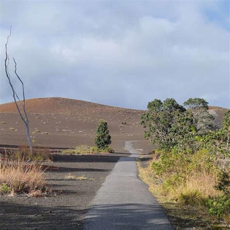 epic hawaii volcanoes national park hikes walk  lava tubes
