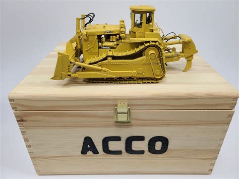 Acco Super Dozer With Ripper Trilex 150 Scale Model Rare Only 50