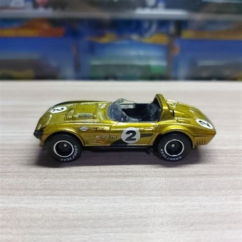 Jual HOT WHEELS CORVETTE GRAND SPORT ROADSTER GOLD LOOSE SUPER