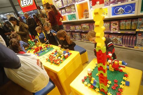 Galer A Madridiario Lego Aterriza En Madrid Apertura De La Primera