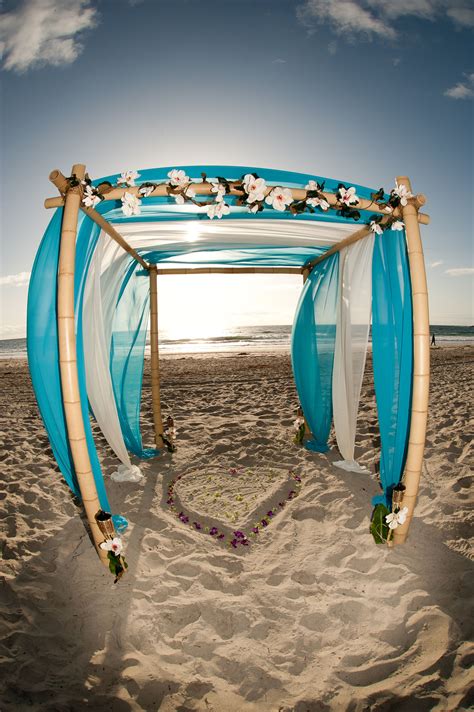 A Perfect Orange County Beach Wedding Arch Beach Wedding Arch