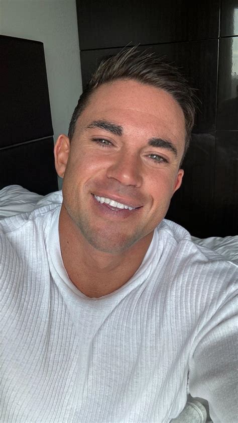 𝐖𝐈𝐋𝐋 𝐏𝐀𝐑𝐅𝐈𝐓𝐓 | CANNOT WAIT TO SEE YOU AT THESE UPCOMING SHOWS; MAY 1st