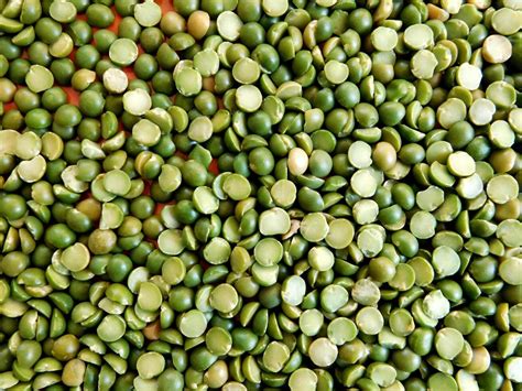 peas   kitchen  stock photo  vecteezy