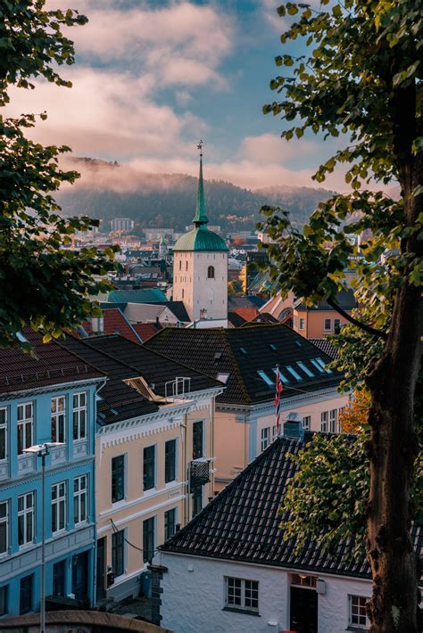 3 Day Itinerary In Bergen Norway and Our Favorite Photo Spots | Belinda
