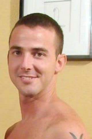 Riles Clayton Gay Pornstar BoyFriendTV