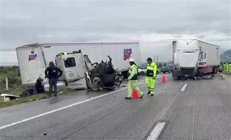 Deja choque entre tráileres un muerto en Galeana