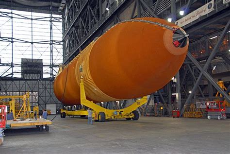 Nasa To Modify Next Shuttle Fuel Tank To Fly Space