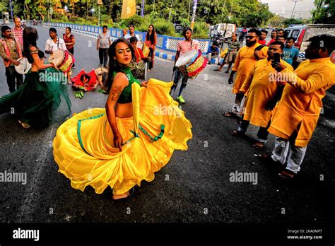 Kolkata India 30th Oct 2022 Transgender Woman Dances During The