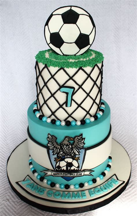 Soccer Football Team Cake Birthday Cakes For Men Cake Cake Decorating