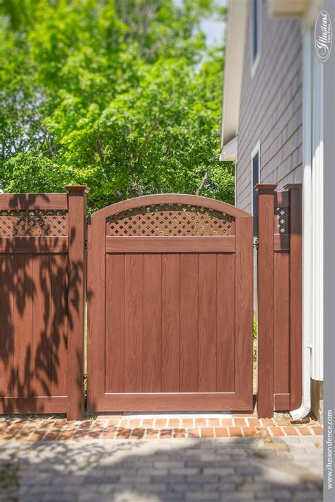 37 Incredible Vinyl Wood Grain Fence Images From Illusions Vinyl Fence