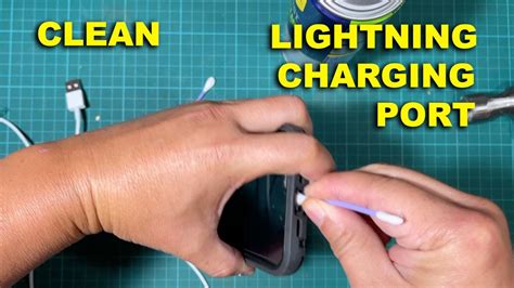 ⚡️ How To Clean Iphone Charging Port Apple Lightning Port Youtube