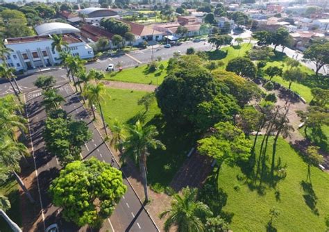 Desfile do 7 de setembro celebra 200 anos da Independência na Praça do