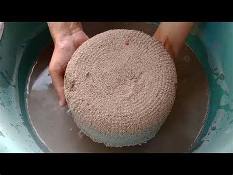 Super Dusty Soft Gritty Sand Cement Cylinder Dipping And Water