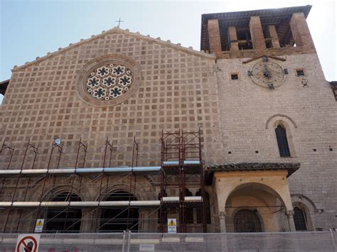 Foto Chiesa S Maria Assunta In Monteluce Si Stanno Smobilitando Le