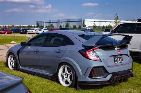 Grey Honda Civic Type R