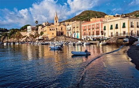 Excursion From Capo D Orlando To Lipari And Vulcano Excursions In Sicily