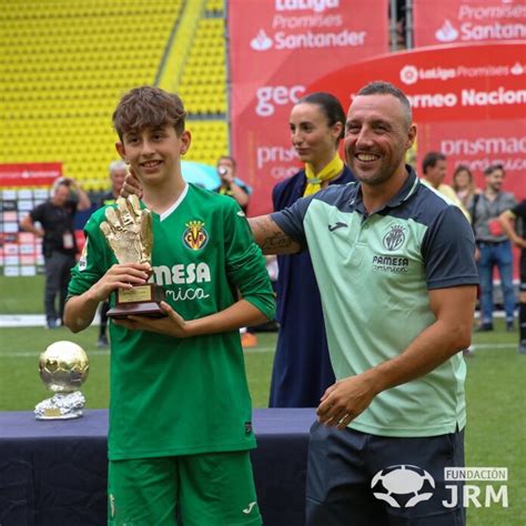 Estos Son Los Trofeos Individuales De LaLiga Promises 2023 Valencia Base