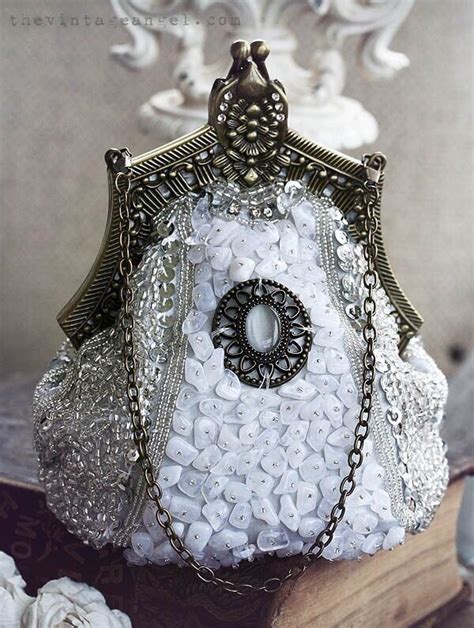 Pin By Yolanda Carter On Bejeweled And Unique Purses Fancy Bags