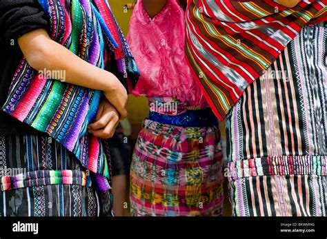 Mayan clothing hi-res stock photography and images - Alamy