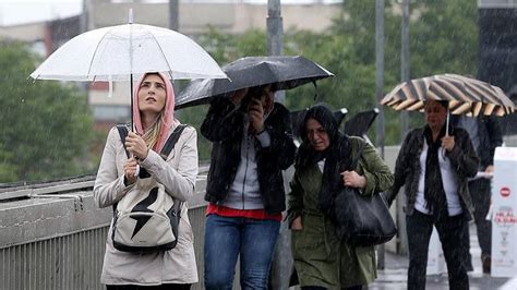 Meteoroloji Den Kent I In Turuncu Kodlu Uyar Kuvvetli Ya Geliyor