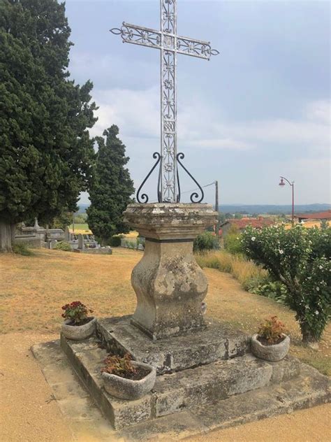 Vierge Immacul E Croix Monumentale Et Croix De Cimeti Re Sainte Dode