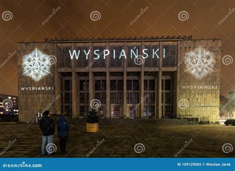 Mapping On The Facade Of The National Museum Inspired By The Painting