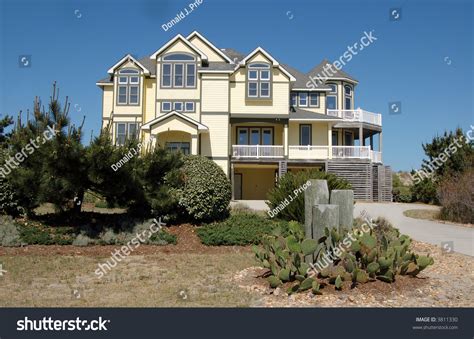 Beach House Outer Banks North Carolina Stock Photo 3811330 - Shutterstock