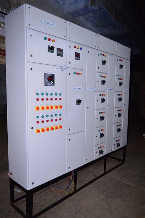 Three Phase 440 V Apfc Control Panel Above 6300 Amps At 125000 In