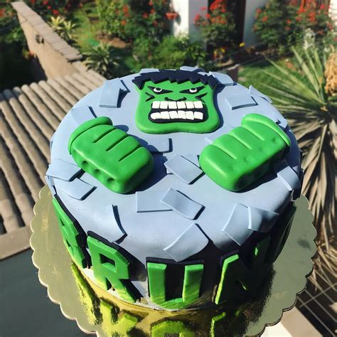 Torta de Hulk para cumpleaños Tortas personalizadas en Lima