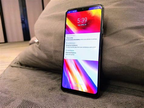 LG G7 ThinQ Hands On Super Bright Loud And AI Powered